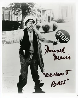 Howard Morris autograph