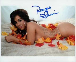 Rayne Lemire autograph