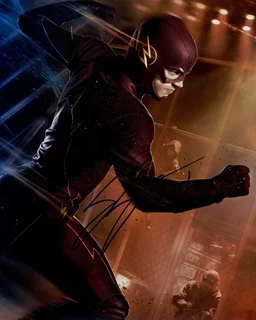 Grant Gustin autograph