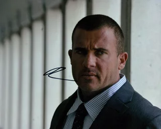 Dominic Purcell autograph