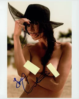 Carol Alt autograph