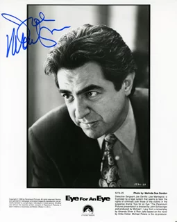 Joe Mantegna autograph