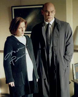 Mitch Pileggi autograph