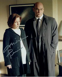 Mitch Pileggi autograph