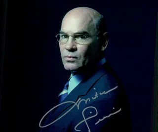Mitch Pileggi autograph