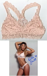 Kellie Smith autograph