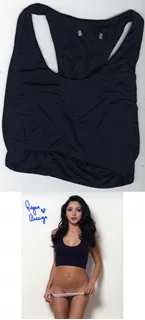 Reyna Arriaga autograph