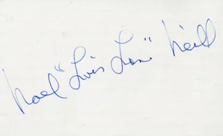 Noel Neill autograph