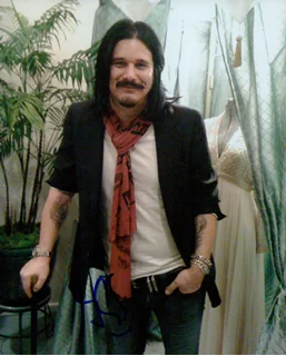 Gilby Clarke autograph