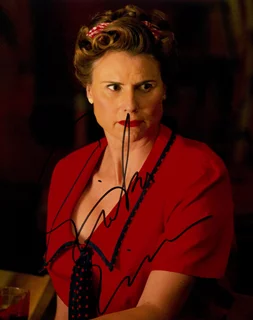 Erika Ervin autograph