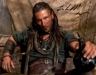 Zach McGowan autograph