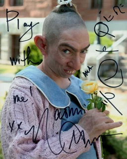 Naomi Grossman autograph