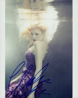 Claudia Lee autograph