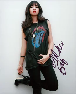 Jackie Cruz autograph