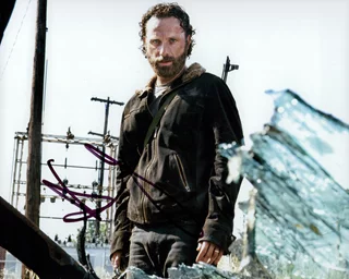 Andrew Lincoln autograph