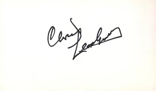 Cloris Leachman autograph