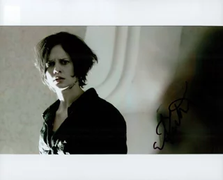 Melanie Zanetti autograph