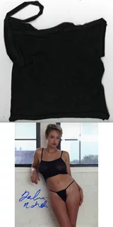 Sabrina Nichole autograph