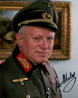 Ken Morley autograph