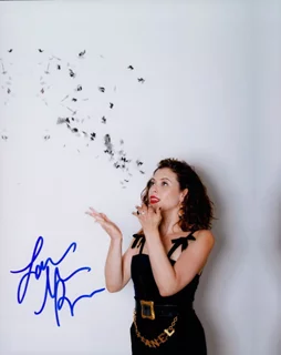 Lauren Miller autograph