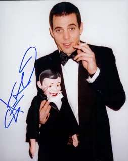Steve O autograph
