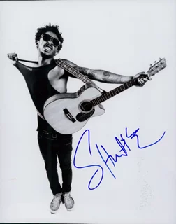 Shwayze autograph