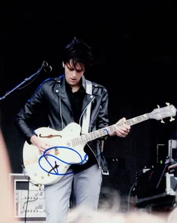 Dallon Weekes autograph