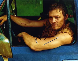 Norman Reedus autograph