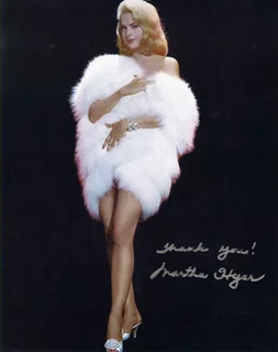 Martha Hyer autograph