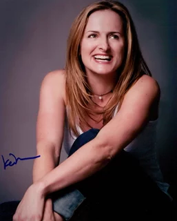 Keira Naughton autograph