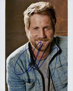 Chris J. Murray autograph