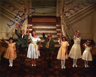 Nicholas Hammond autograph