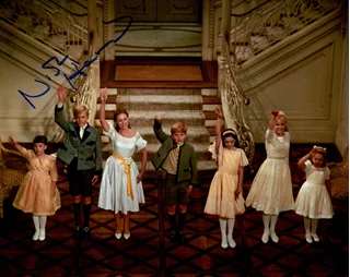 Nicholas Hammond autograph