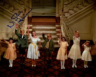 Nicholas Hammond autograph