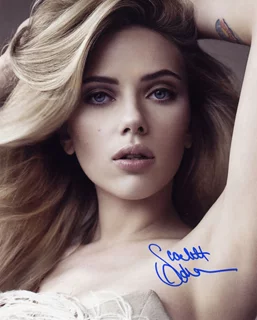 Scarlett Johansson autograph