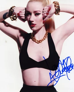 Iggy Azalea autograph