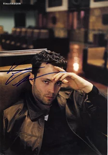 Vince Vaughn autograph