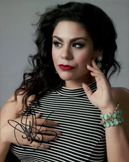 Jessica Marie Garcia autograph