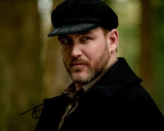 Ty Olsson autograph