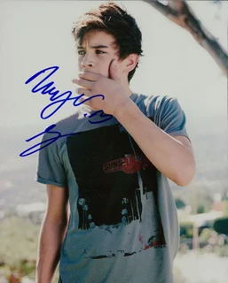 Hayes Grier autograph