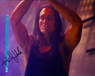 Mathew Karedas autograph