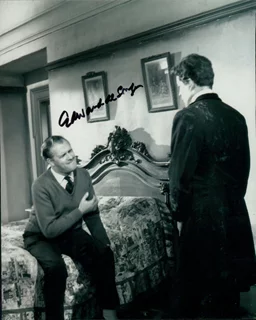 Edward de Souza autograph