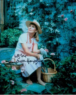 Susan Hampshire autograph