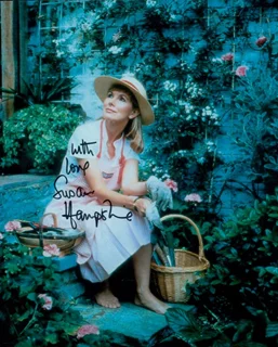 Susan Hampshire autograph