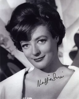 Maggie Smith autograph