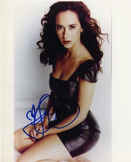 Jennifer Love Hewitt autograph