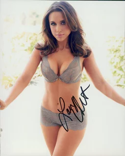 Lacey Chabert autograph