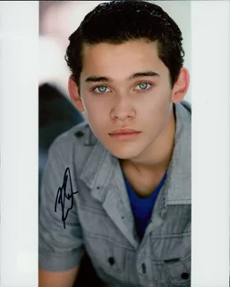 Robert Ochoa autograph