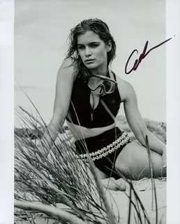 Gemita Samarra autograph