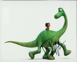 Raymond Ochoa autograph